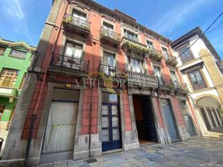 Edifici  Calle la ferrería. Edificio en venta en pleno casco histórico de avilés.