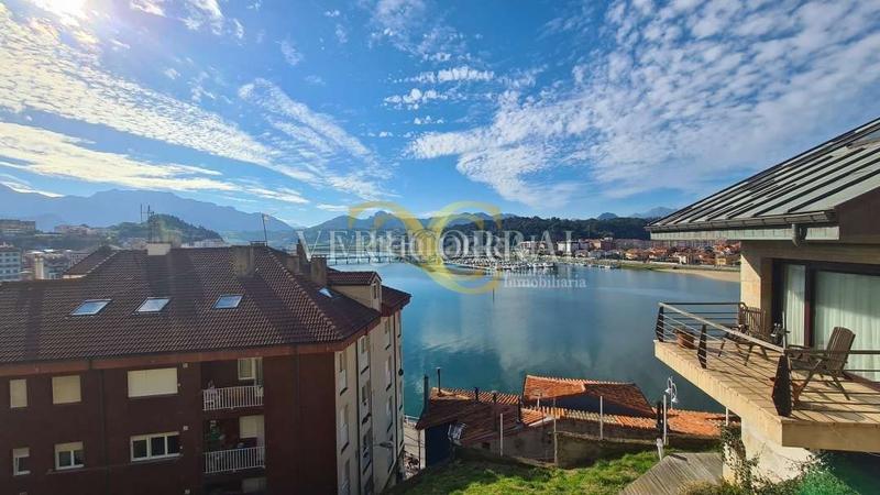 Foto 207cafce-a420-4f6a-91b8-90fc311dc991. Édifice dans Ribadesella