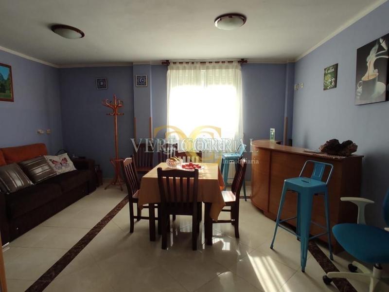 Foto 4eaa9c30-e465-4310-a9a8-d18536416abf. Édifice dans Ribadesella