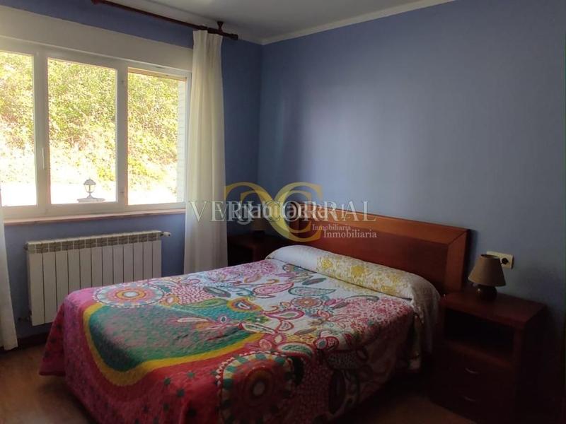 Foto 584e6f3a-a2a9-48a3-91c3-6f7fdf2b6e0f. Édifice dans Ribadesella