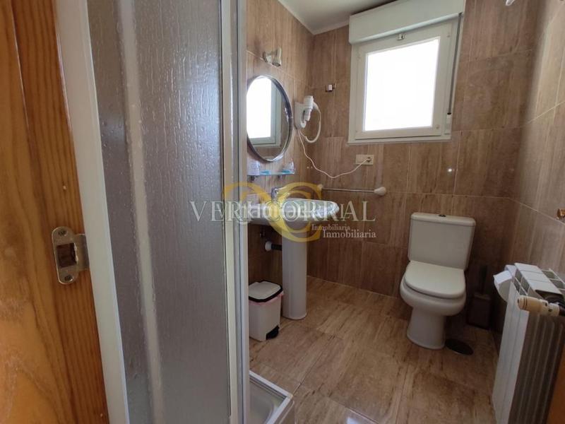 Foto 5f4a60c1-2c9e-4bd6-93f3-02b66bf7ddec. Édifice dans Ribadesella