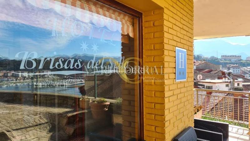 Foto e72672b9-b830-4c6e-ab01-e13912d6efa2. Édifice dans Ribadesella