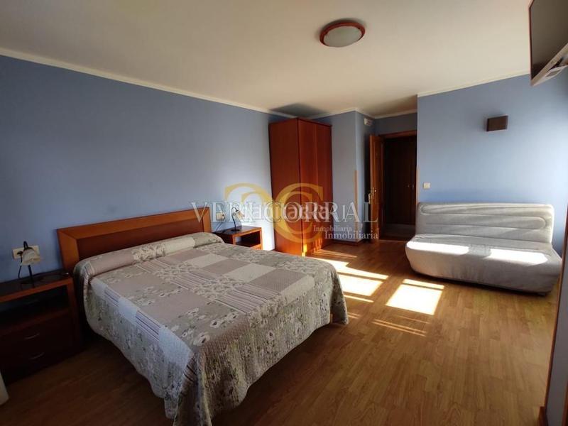 Foto f39eea9e-1fc7-4676-8fef-c6128ebf4604. Édifice dans Ribadesella