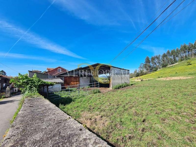 Foto b1ec4fcd-c5e0-4595-866e-c3d9ff17913c. Residential plot in Soto del Barco