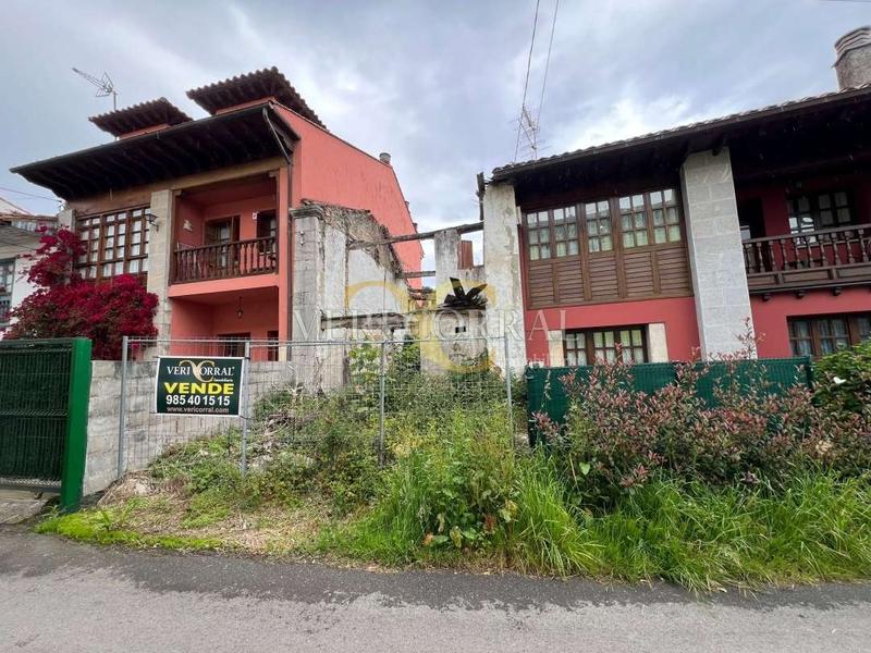 Foto d4436c95-cb65-49d4-b5b3-32ce9854d428. Casa adossada a Celorio-Poó-Parres Llanes