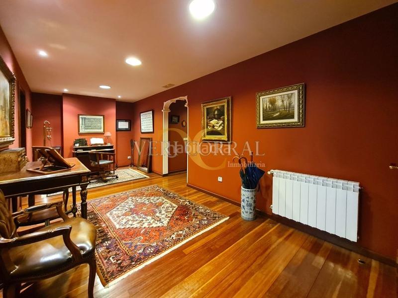 Foto 3888325c-1920-4950-800f-effdfab79485. Piso  señorial en el centro . en Salesas - Foncalada - Campoamor Oviedo