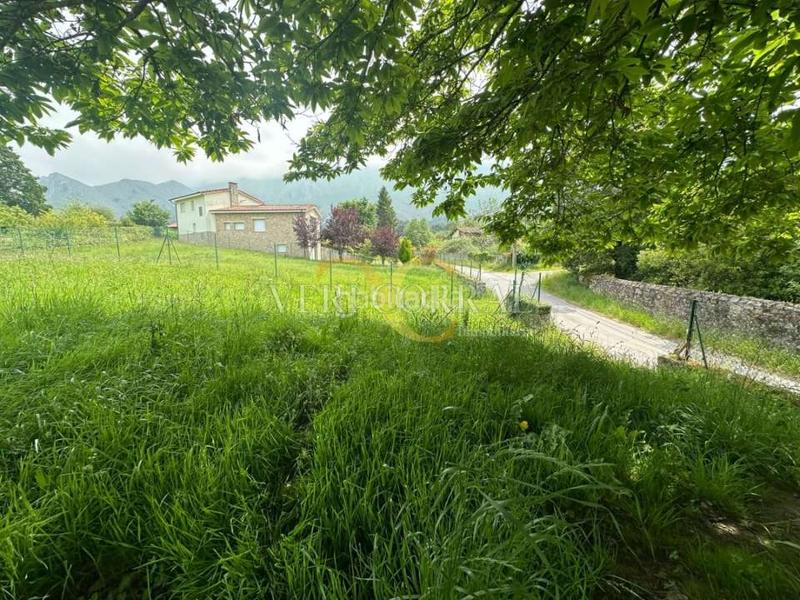 Foto 93ef4d84-7b09-413c-ab05-a7e46dfd60f6. Wohngrundstück in Celorio-Poó-Parres Llanes