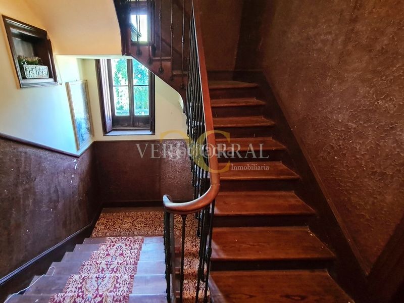 Foto 1ab2f871-b2e4-4f35-91cc-e03ea223147b. Casa amb aparcament a La Guía Gijón