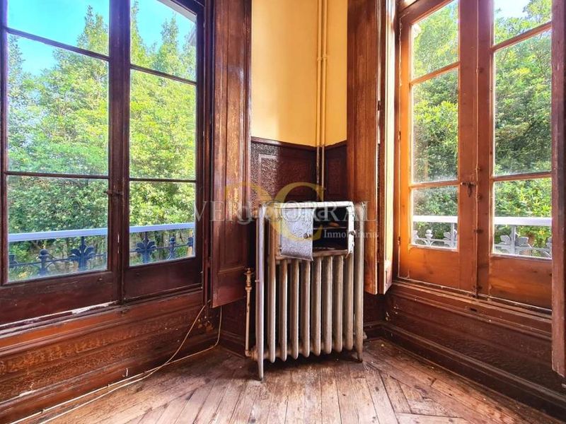 Foto 3d784157-f1fd-4fff-886b-19118008f4c5. Casa amb aparcament a La Guía Gijón