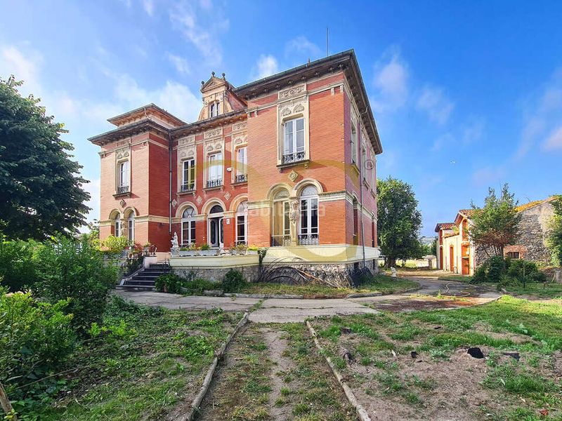 Foto 61d84d81-809f-47bc-8912-e6bd7e28d14a. Casa amb aparcament a La Guía Gijón