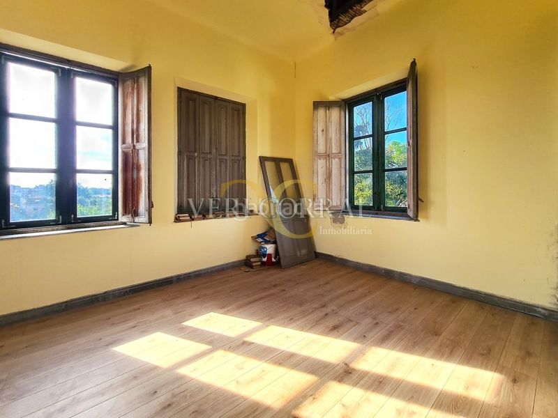 Foto a6b6682b-4f57-4ef2-b9bd-43aaede488d4. Casa amb aparcament a La Guía Gijón