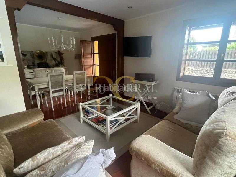 Foto 5d3b5731-fefb-429c-bbba-1ccc3f0f6b0a. Xalet amb calefacció aparcament piscina a Llanes pueblo Llanes