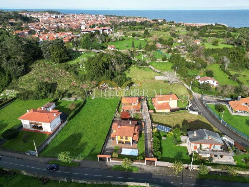 Foto 74b17d8b-762e-43fb-9035-58ef32067227. Xalet amb calefacció aparcament piscina a Llanes pueblo Llanes