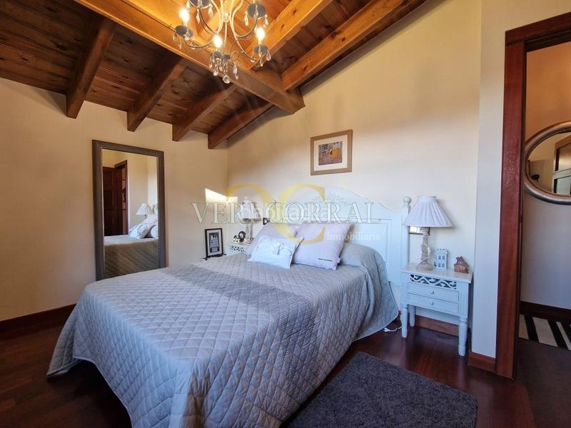 Foto d1d89b79-5af7-47d4-a01b-f934fb4f2064. Xalet amb calefacció aparcament piscina a Llanes pueblo Llanes