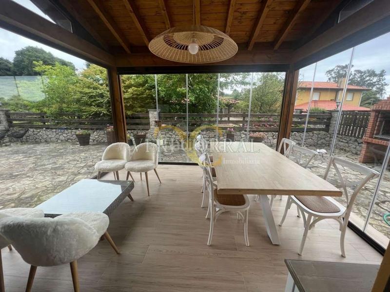 Foto dcfab6bb-162b-494e-94a7-c70a34194f58. Xalet amb calefacció aparcament piscina a Llanes pueblo Llanes