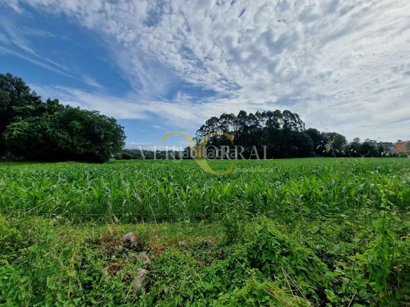 Foto 794c5040-0462-49e1-b3dd-b67a410f87f4. Terreno residencial gran parcela con dos partes edificables en el núcleo rural de lledías. en Llanes