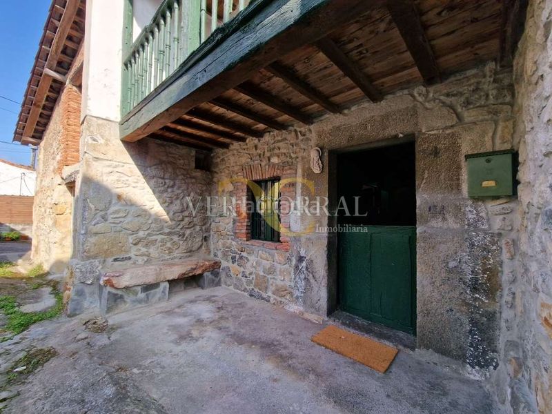 Foto 996f0c3a-a233-424d-910e-b64ecce593fa. Casa adossada a villahormes 120 a Pría-Nueva-Hontoria-Naves Llanes