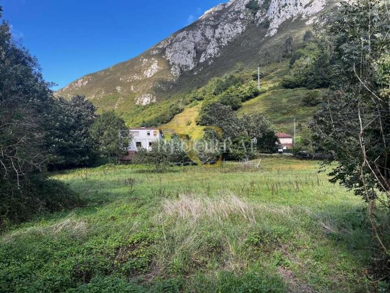 Foto a49dcf45-c453-4bec-a64a-f9393ba1fe19. Residential plot in Ribadesella