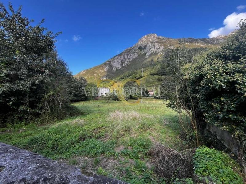 Foto d320484c-24aa-41e6-826c-a0cbd14d5ab8. Residential plot in Ribadesella