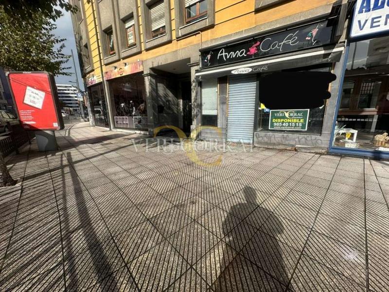 Foto 060ae33e-ed01-4abd-ae9d-83c08353d491. Local comercial a Salesas - Foncalada - Campoamor Oviedo