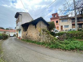 Maison  La portilla. Cuadra con corralada en la portilla.