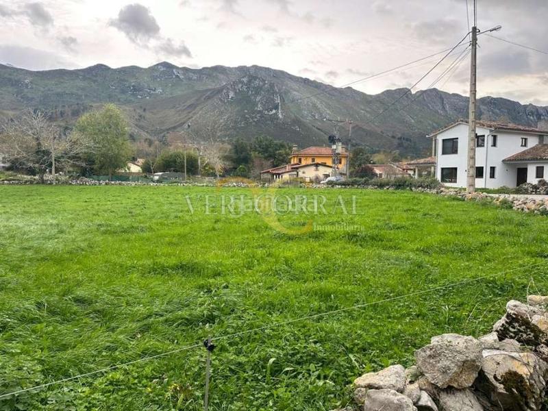 Foto a1f1ed29-6233-48c9-ae13-2cfd383122a3. Residential plot in Llanes pueblo Llanes