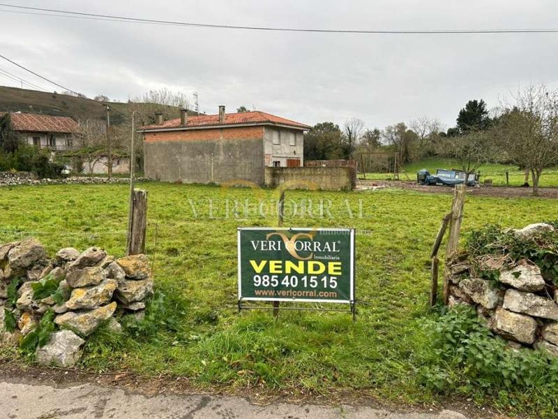 Foto a6fea83d-1186-4b16-adb7-dd3c99298c37. Residential plot in Llanes pueblo Llanes