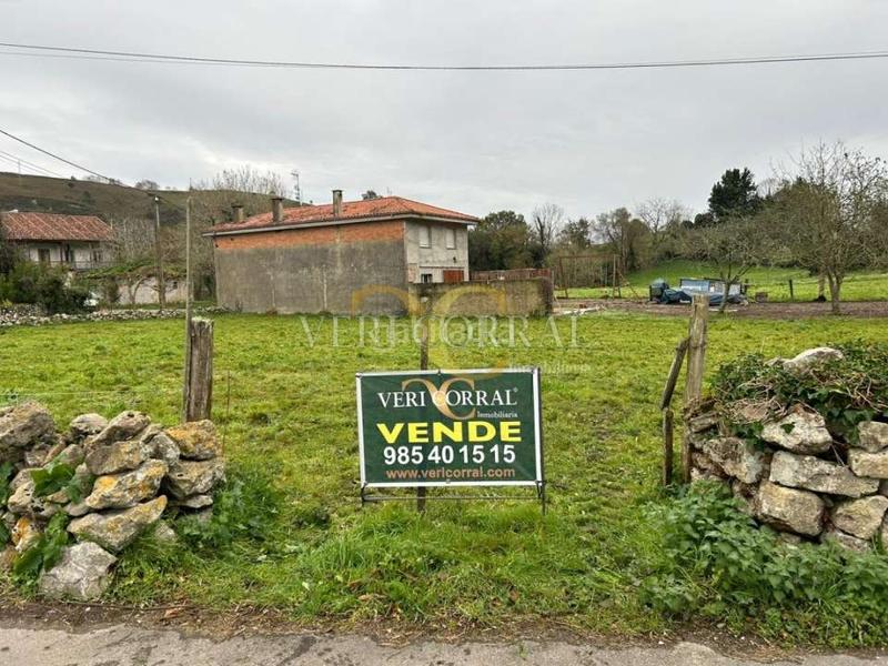 Foto ab857a6b-03c0-497e-b164-56939aa894d0. Residential plot in Llanes pueblo Llanes