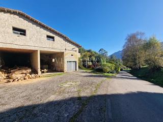 Casa  La malatería. Conjunto para reformar en el valle de ardisana, un entorno natur