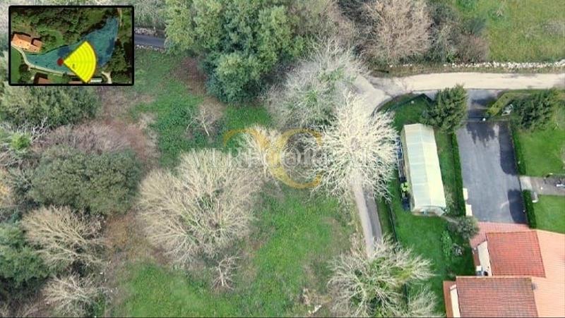 Foto b2aa7ac2-1095-4e60-bec4-3cf58742ebd8. Terreny residencial a El Viso Madrid