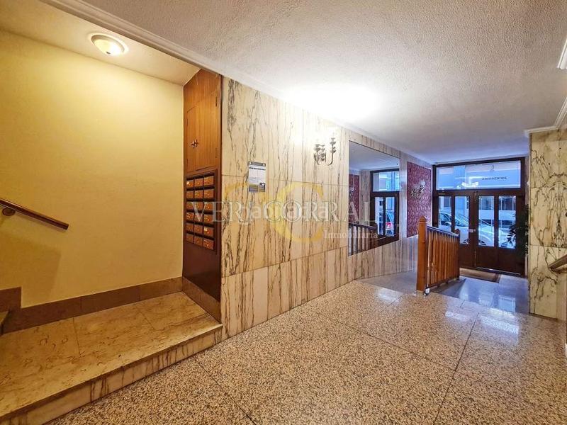 Foto 416beb4e-f595-4dbb-ad4b-79aad3d5b46a. Piso  amplio totalmente reformado en el Centro. en Gijón