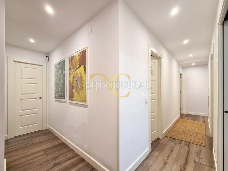 Foto 658e3f96-2571-44bf-9413-fc4a7fff8396. Piso  amplio totalmente reformado en el Centro. en Gijón