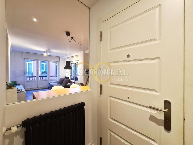 Foto edf7e33c-a2b3-4286-b761-f248b38f9703. Piso  amplio totalmente reformado en el Centro. en Gijón