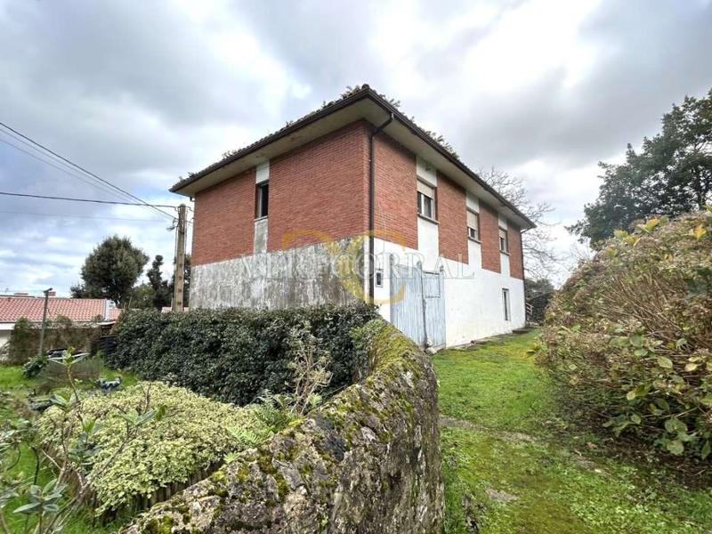 Foto e8c1c4ff-26d5-4e3e-8c46-329a0577071b. Haus mit parking in Celorio-Poó-Parres Llanes