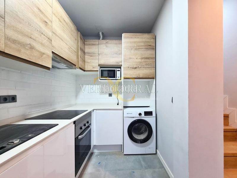 Foto 456b9175-742b-445f-a4af-b658a27cbd2f. Pis amb calefacció a Cimadevilla Gijón