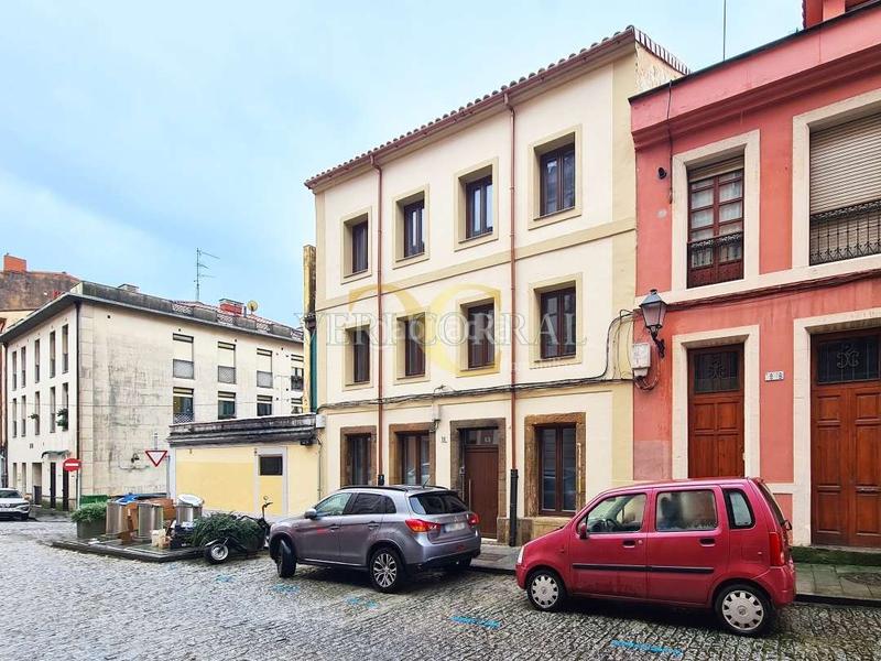 Foto cf1e95f9-023e-4922-a6d6-3506f816bd84. Pis amb calefacció a Cimadevilla Gijón