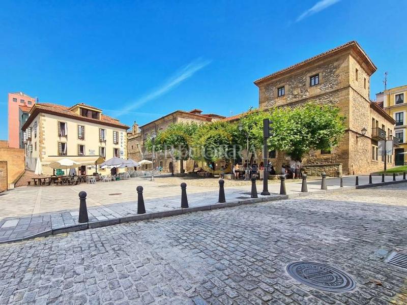 Foto f9be4f80-97a4-4078-abc5-02b88f814ef9. Pis amb calefacció a Cimadevilla Gijón