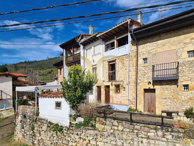 Foto 08ff3ce5-e48a-4934-92a4-e90a562ae905. Casa adossada amb calefacció a Vidiago-Pendueles-Tresgrandras Llanes