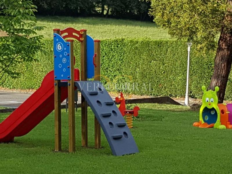 Foto 6c79c607-efaf-44ac-83c8-95319cd3e89d. Édifice dans Ribadesella