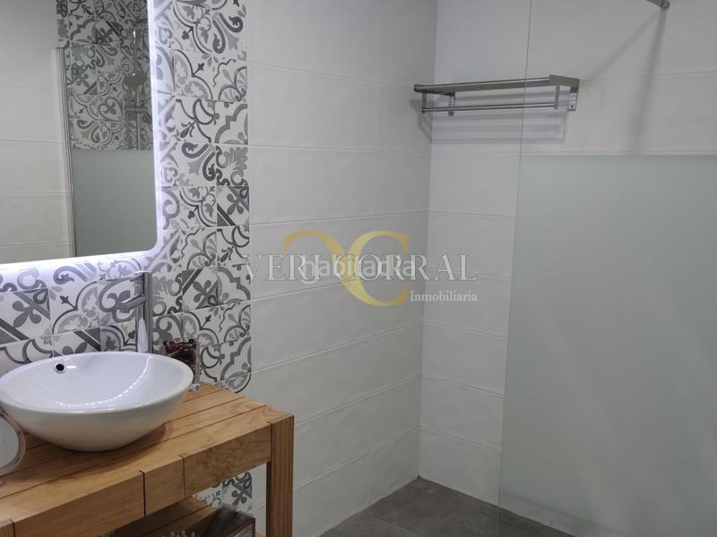 Foto 9ffb42d1-5da0-466c-8f72-b6f584b78bb9. Édifice dans Ribadesella