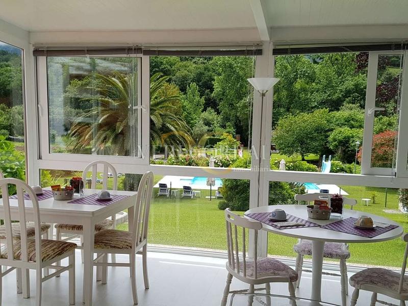 Foto c6d1d605-af68-4e09-a137-c0b8d91921a7. Édifice dans Ribadesella