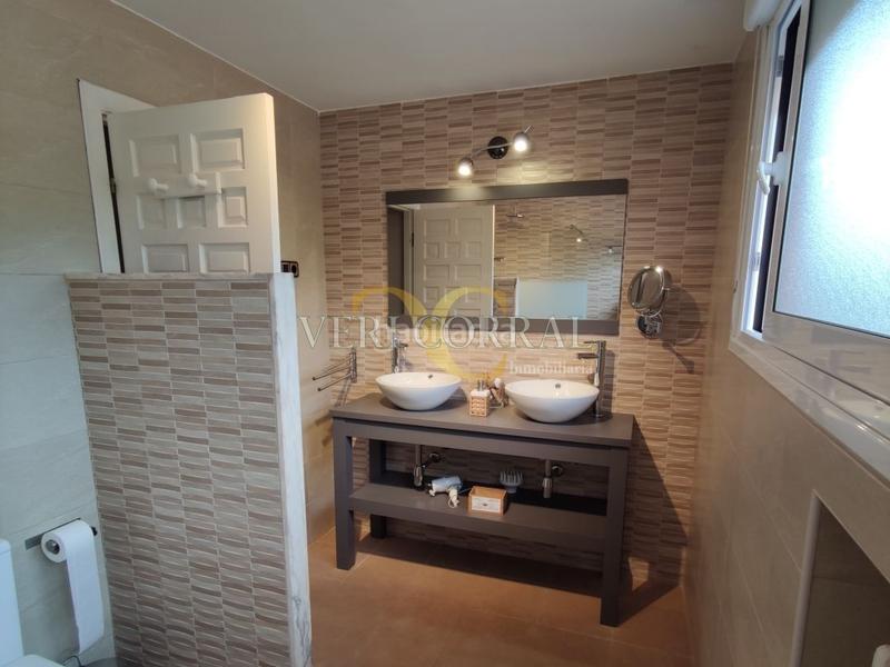 Foto ef01d517-b294-4a19-9086-18909beeebf4. Édifice dans Ribadesella