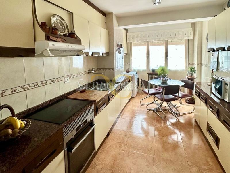 Foto 3ff3d932-9d84-4298-a880-436051da43c5. Piso  muy amplio y luminoso en La Felguera. en Langreo