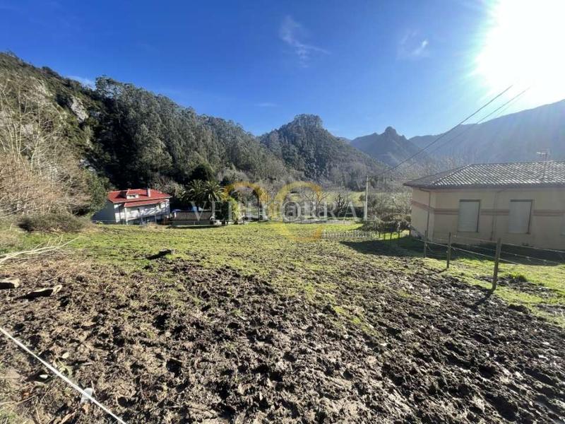 Foto 59582883-6d46-4e5d-8946-75635da2c1ff. Terreno residencial exclusiva terreno edificable junto al río sella. en Ribadesella