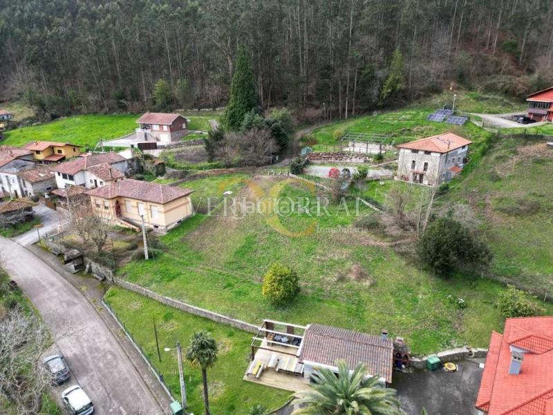 Foto 9b7fdd8e-73d6-4acd-9fd9-bf56424d1507. Terreno residencial exclusiva terreno edificable junto al río sella. en Ribadesella