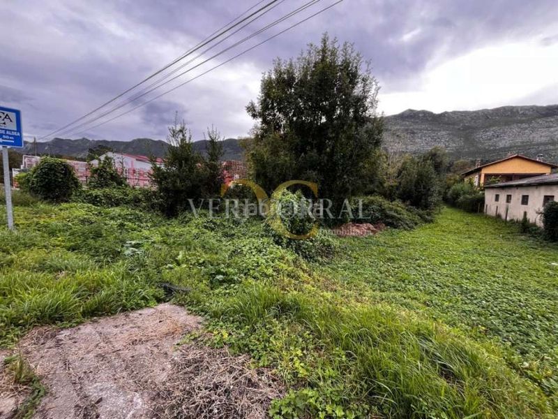 Foto 8f0a9042-4f45-4fc0-a9a6-70f5f5e96285. Terreny residencial a Ribadesella