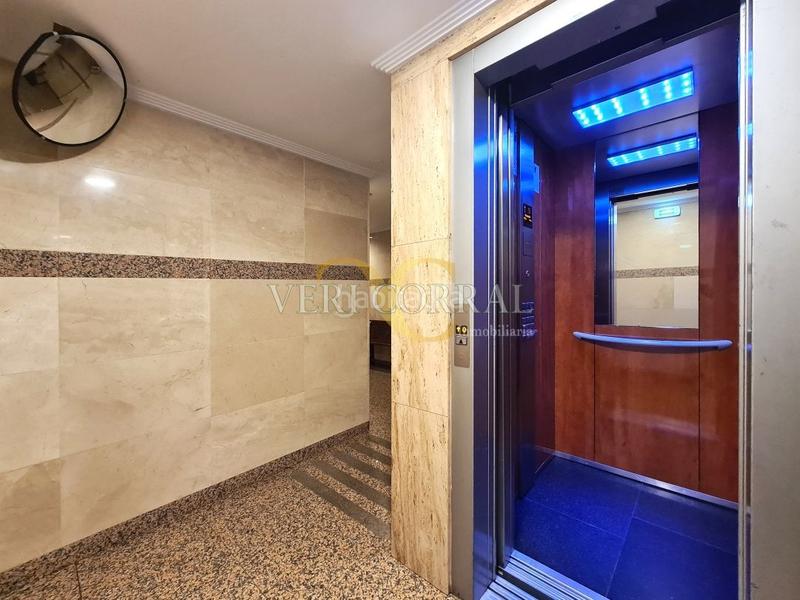 Foto 57e2cecf-908f-4cfb-b09c-c7ddff9df5db. Piso exclusiva piso para reformar en La Arena. en Gijón