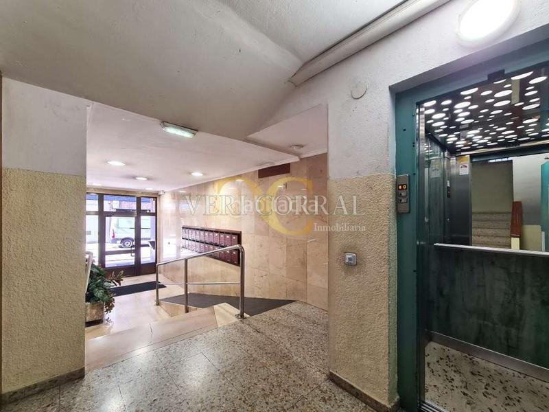 Foto 242fefe7-6f48-444b-b5ca-53f4e42f9e40. Piso exclusiva espacioso piso junto a la plaza de la paz. en Oviedo