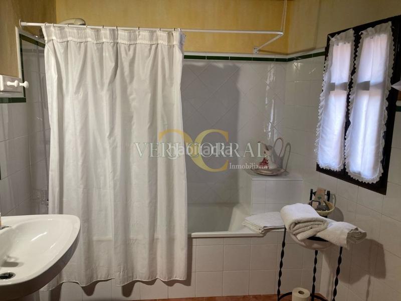 Foto 099feeef-3175-4084-b41c-46d3c575b664. Édifice dans Peñamellera Baja