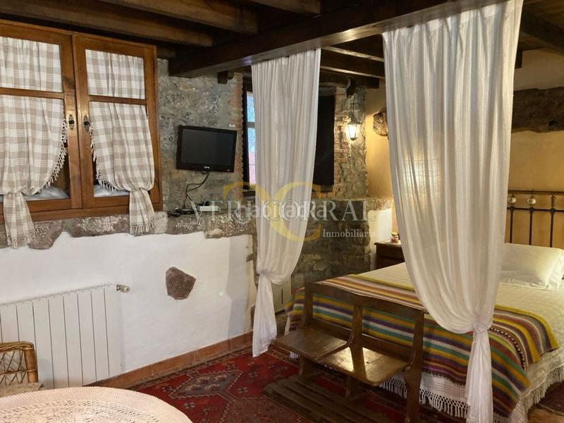 Foto 2b3f1282-a374-49d6-9068-1f7ac599f27b. Édifice dans Peñamellera Baja